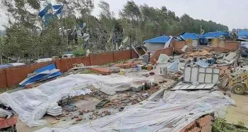 黑龙江一乡镇遭遇龙卷风，损失高达上千万