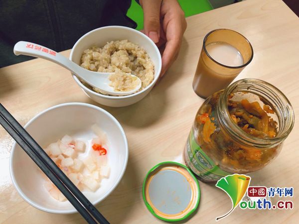 大二男生历经5个月,成功种出杂交水稻,网友称袁老后继有人-企一网
