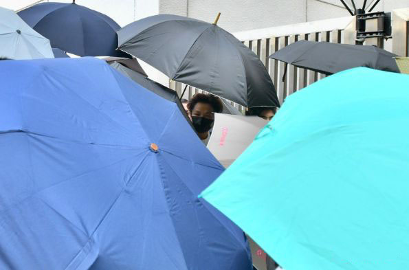 香港“侮辱国旗罪”案件宣判，21岁男子被判处200小时社会服务令-无懈可击-企一网