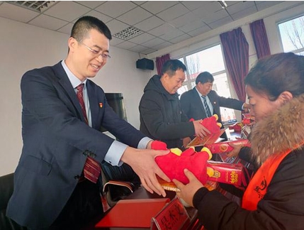 新华人寿保险公益基金会关爱全国环卫工人大型公益行动落地乌兰察布