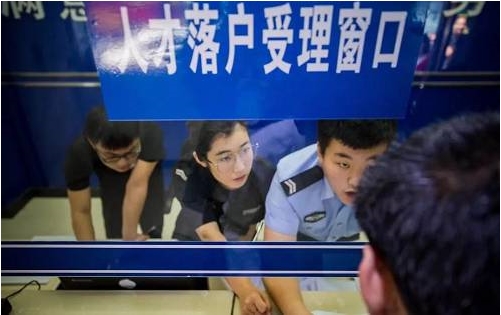 挨过最严调控，2020年楼市真的要回暖了？