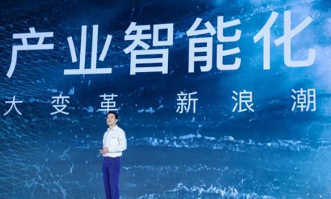 百度交出年度AI成绩单：语音语言领衔技术突破，国产自研成大趋势