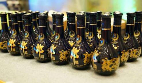 青花郎《经典咏流传》即将开播：用经典致敬经典
