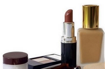 广州“颜值经济”出众 化妆品销售额增长领跑全国