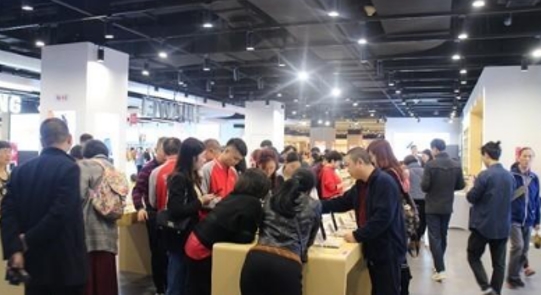 iPhone优惠购买！京东电器超级体验店春节钜惠