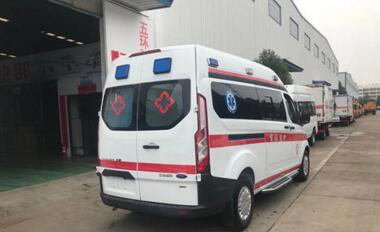 江铃汽车集团加班紧急生产 向武汉捐赠10辆负压救护车