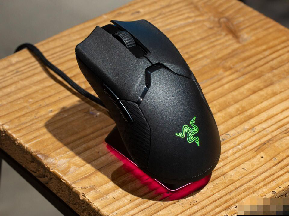 Razer Viper Ultimate无线滑鼠