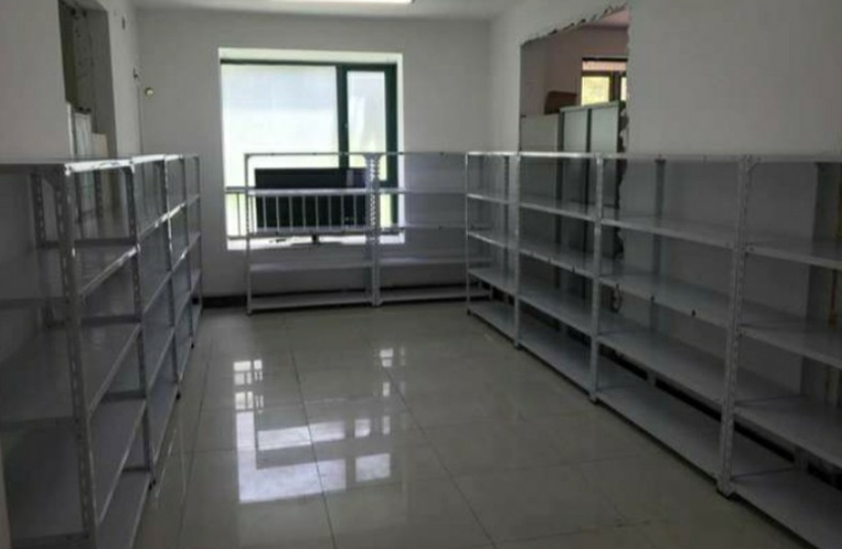 小区成功建立快递驿站