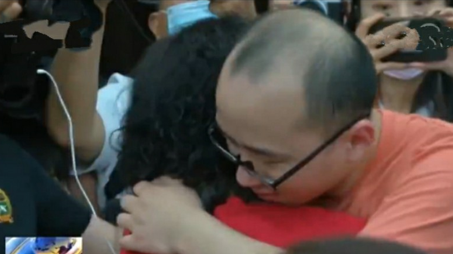 被拐32年终和父母相见