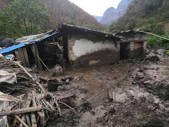 凉山木里某地发生了泥石流灾害