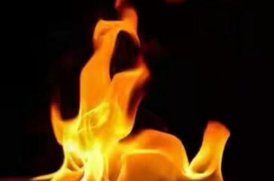 湖南临街一店面发生火灾，导致七人死亡！