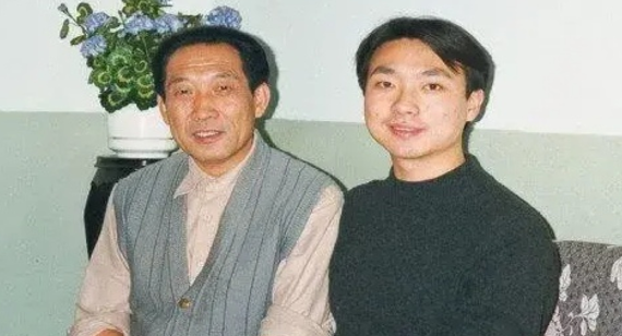 说出来你可能会惊呆，康辉高考时也被替代过
