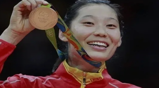 纹身就是“坏孩子？女排朱婷引热议