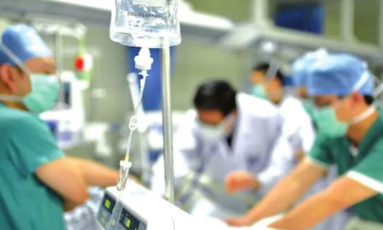 校内发生车祸？华南理工大学职工撞教授
