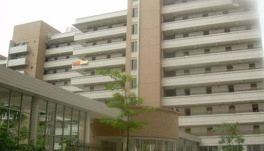 校内发生车祸？华南理工大学职工撞教授