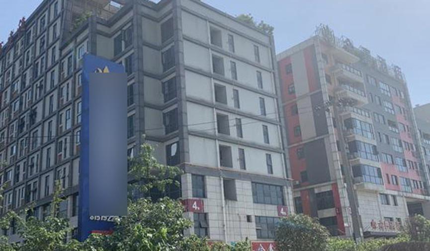 14岁女孩坠亡，事情背后另有隐情，得知真相让人愤怒！