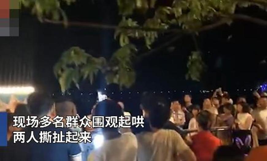 女子不正当行为被老公发现，竟大吼其丈夫！
