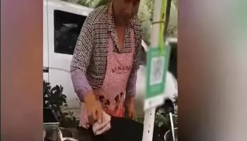 女儿突然回家，父亲一脸懵，竟然还没有认出来