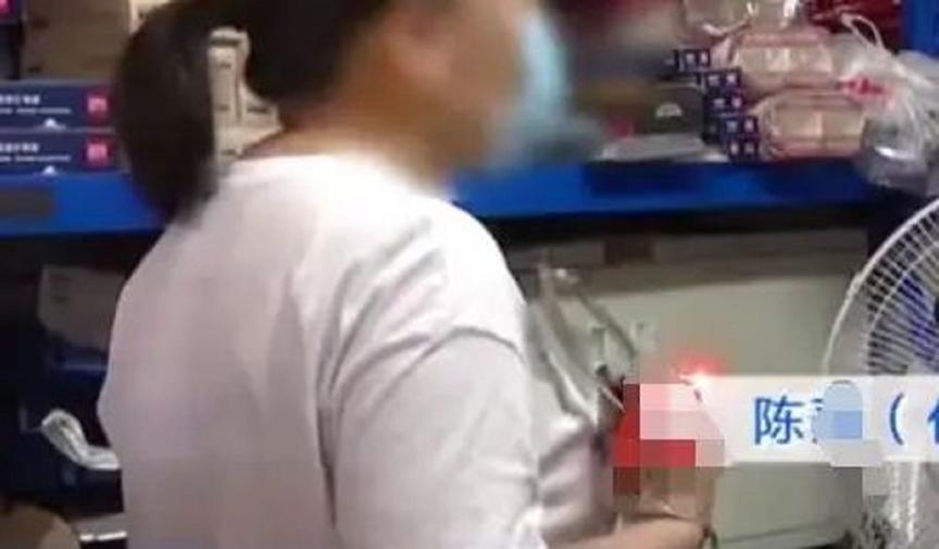 妻子为报恩娘家，不顾家庭条件帮弟弟还贷款，使家中负债40万