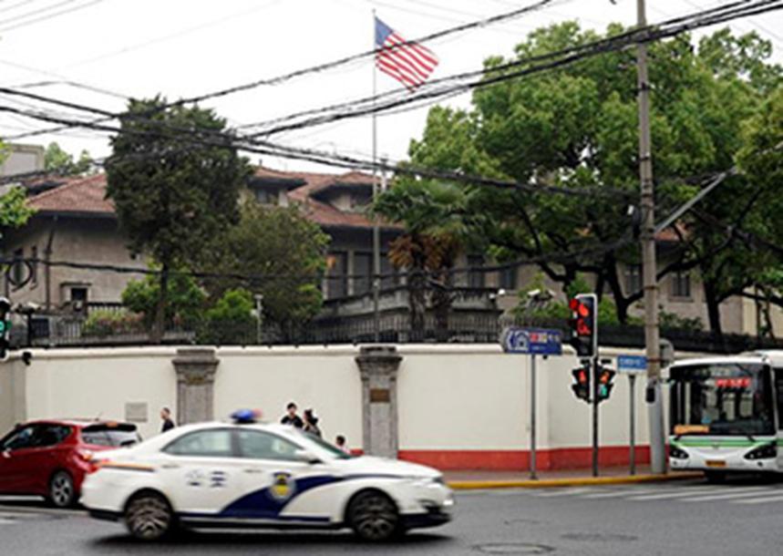 中国关闭美国驻成都总领事馆，坚决捍卫国家相关利益