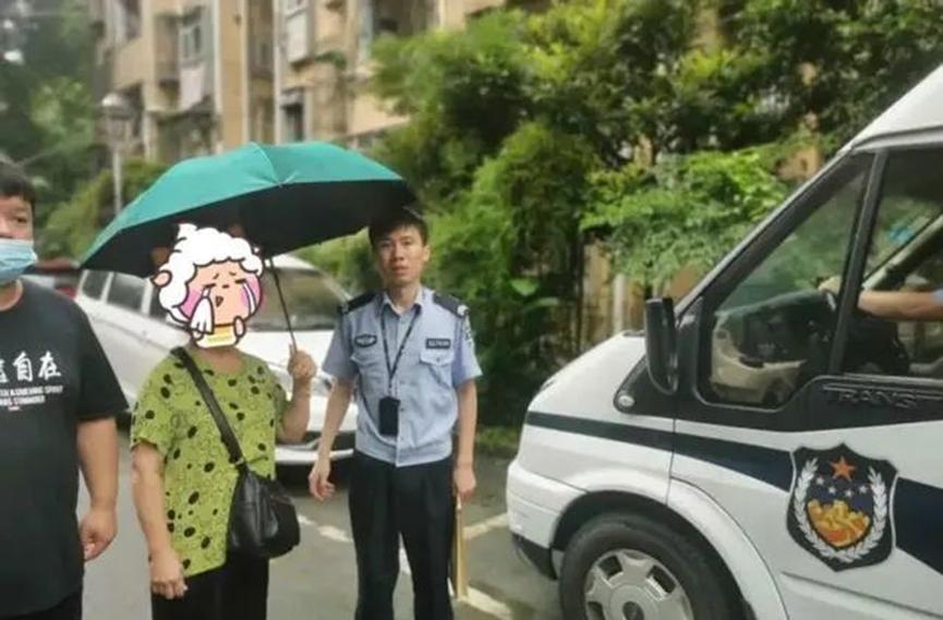 大妈医保购药量异常，冒着犯法危险去骗保，只为贴补儿子生活开销