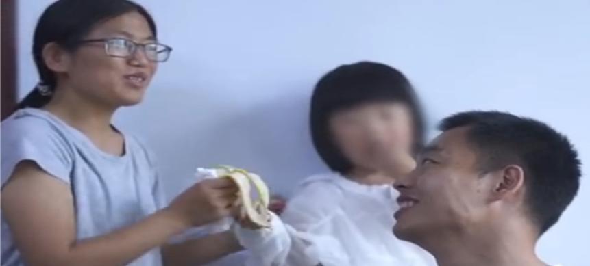 20年后打老师的男子，出狱后想当面给老师道歉