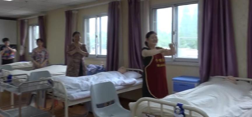 上海为家政行业开辟新道路，设立家政专业