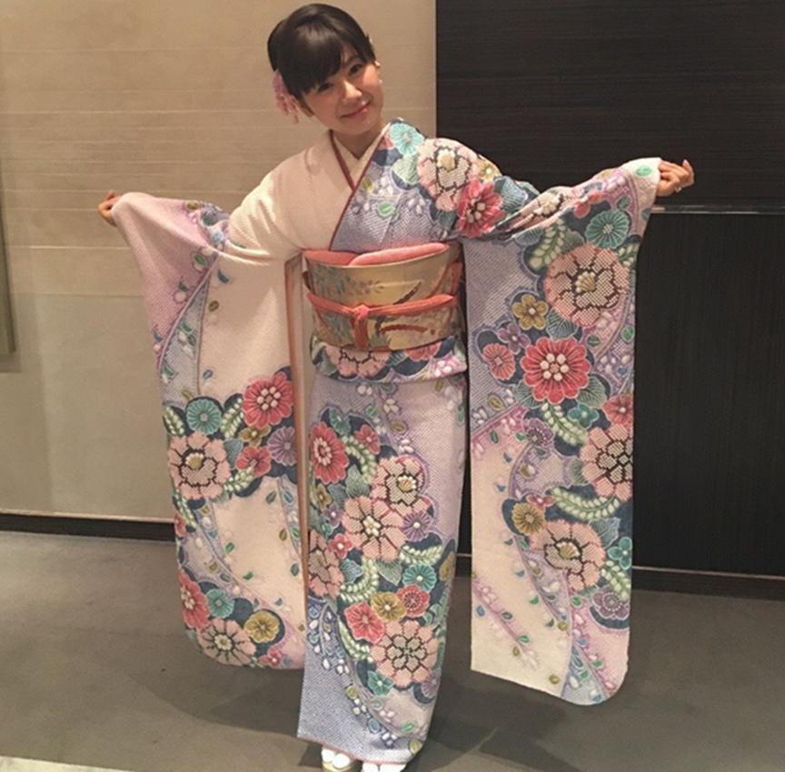 奥运会主题和服制作完成，全部是手工制作，每件成本为200万日元