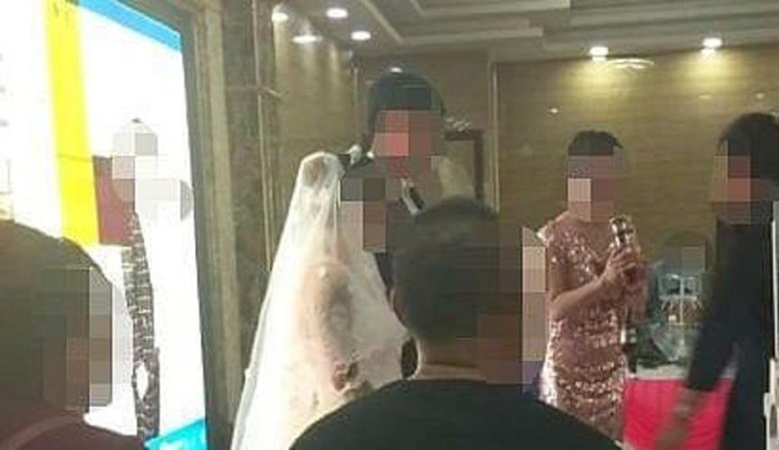 不可思议的婚姻，男方居然才16岁，结婚是因为女方已怀孕几月