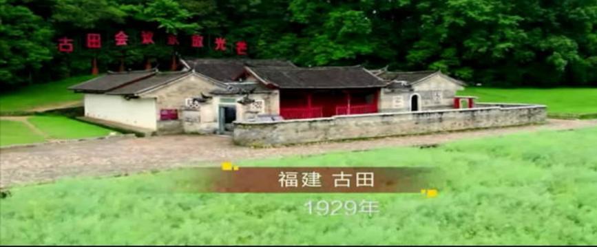 男子翻墙到女友家送忏悔书，楼下还有助攻