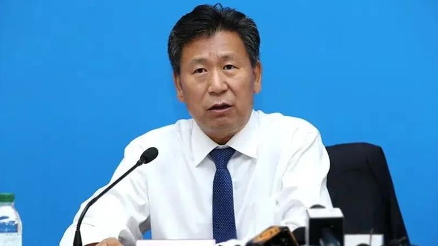 谣传封闭管理只针对学生，教育部及时回应