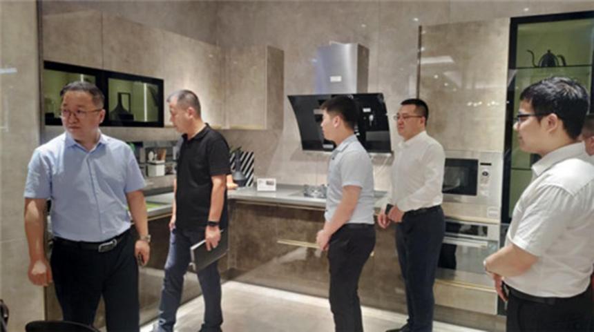 美的中国区总裁，莅临箭牌家居集团共商合作