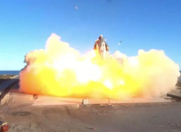 SpaceX星舰SN8爆炸：马斯克却更兴奋了