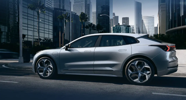 领克首款纯车或下半年上市 剑指Model 3！