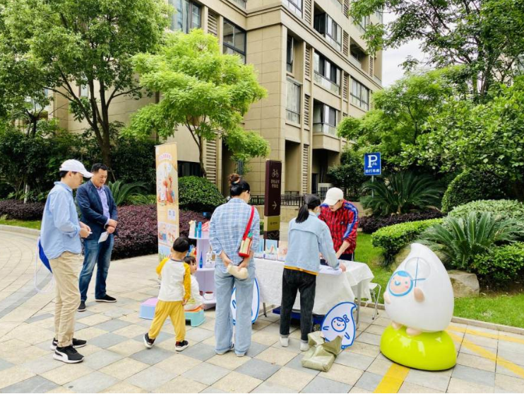 小七泡泡为孩子送来关怀，远离细菌健康成长