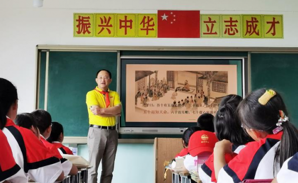 鸿基金鸿公益学院第六期第三次课程在山阴县燃情开课