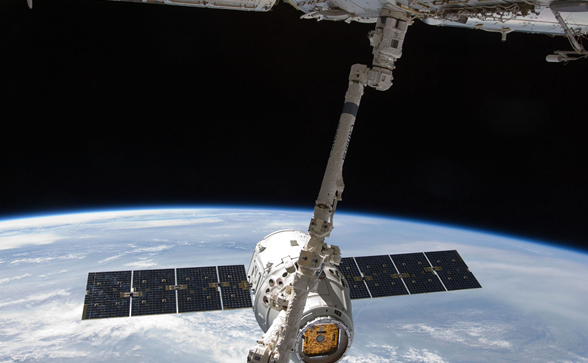 SpaceX八手火箭成功将88颗卫星送入太空