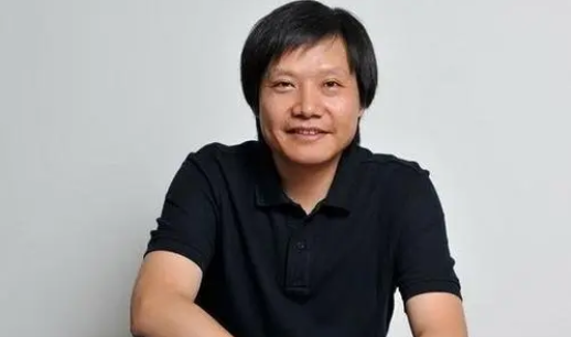 雷军给金山员工发福利：每人赠600股股票