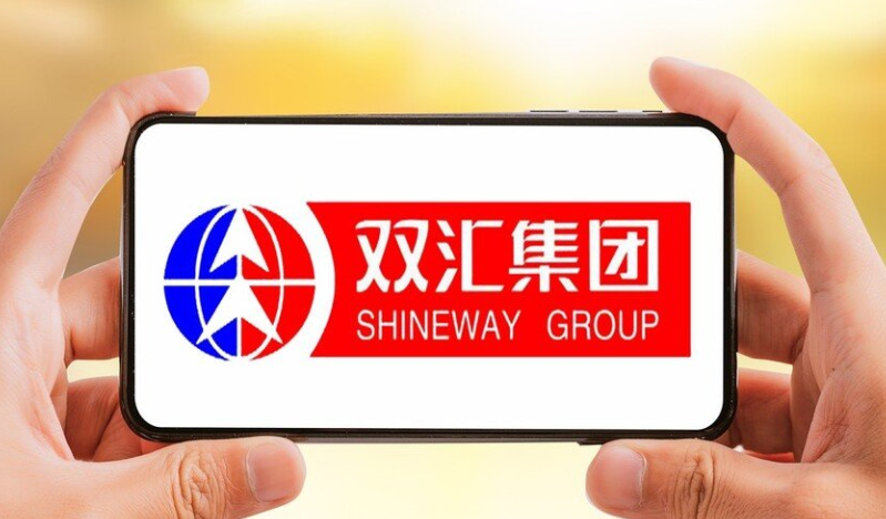 万洲国际陷入“内耗”，万洪建发文指责父亲