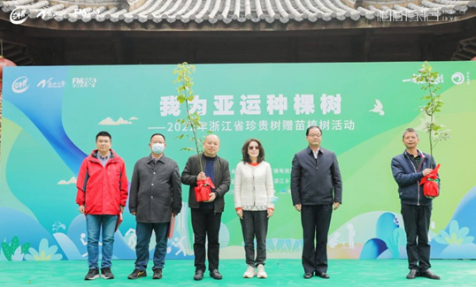 柏厨家居积极践行公益项目“柏爱无疆·一棵树计划”