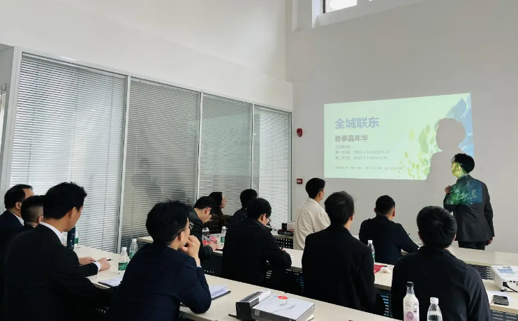舒适猫舒重庆办事处第1次季度新人培训暨季度大会圆满落幕